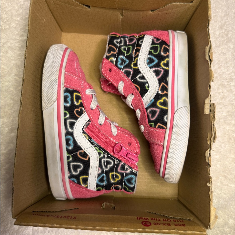 Vans Pink Heart Pattern Kids High-Tops For Toddler